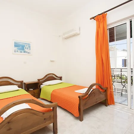 Paul's Perissa (Santorini)