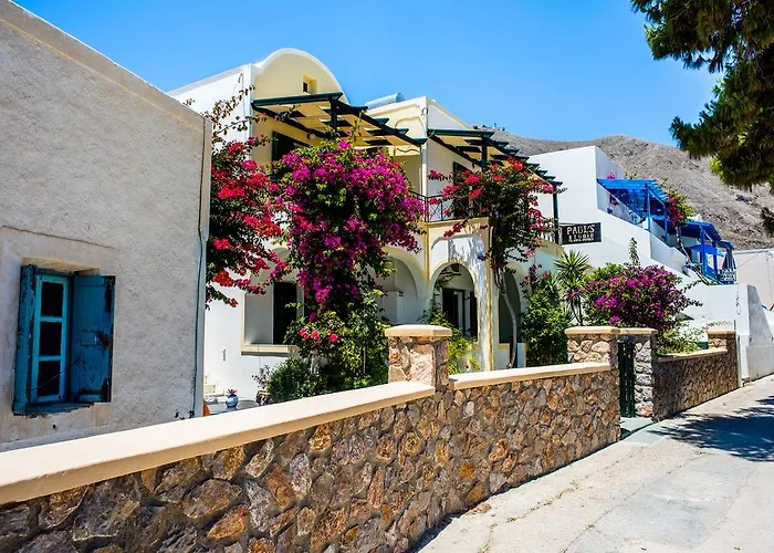 Paul's 2* Perissa (Santorini)